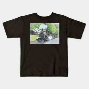 Approaching The Platform Kids T-Shirt